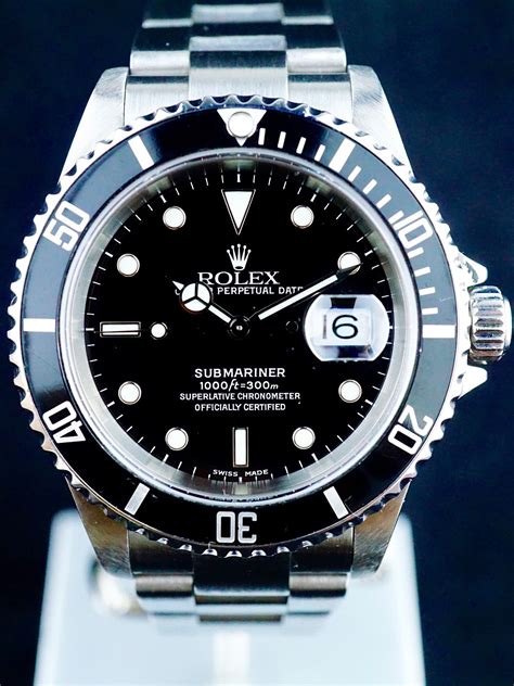 2001 rolex submariner 16610